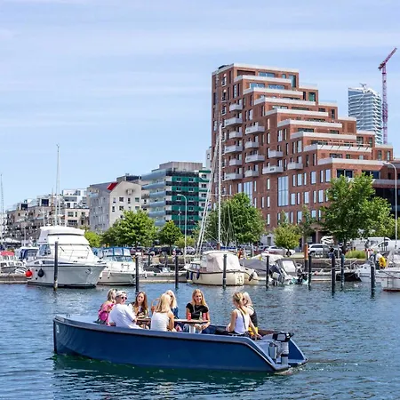 Chic Ground-floor In Midtown Appartement Århus