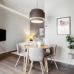 Chic Ground-floor In Midtown Appartement *
