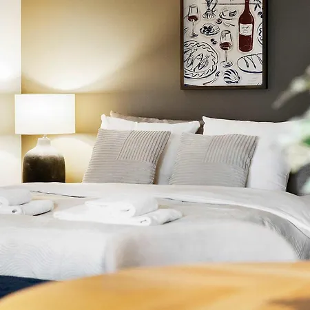 Apartment Chic Ground-floor In Midtown Århus
