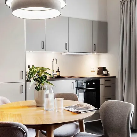 Chic Ground-floor In Midtown Apartment Århus